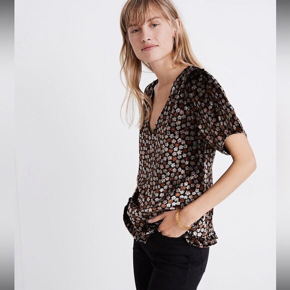Madewell Velvet Tulip-Sleeve Ruffle Top in Petite Blooms - Picture 1 of 10